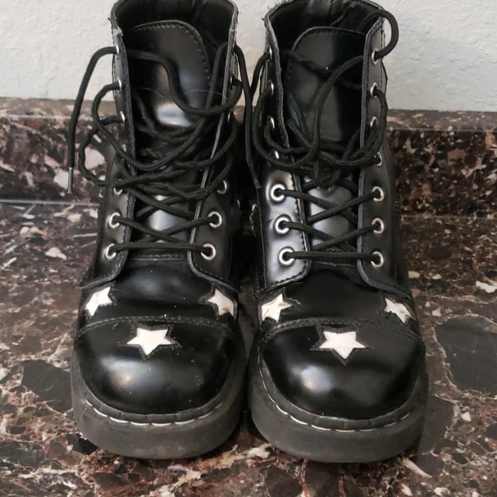 Star Combat Boots